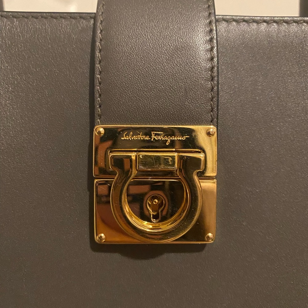 COPY - Ferragamo handbag